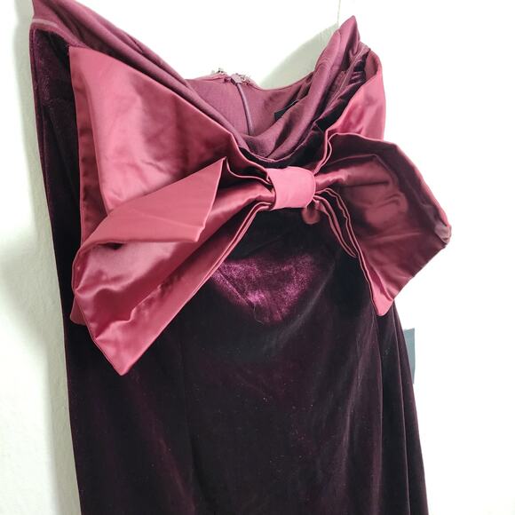 NEW Lulus Dramatic Stunner Burgundy Velvet Bow Strapless Maxi Dress - Picture 9 of 13